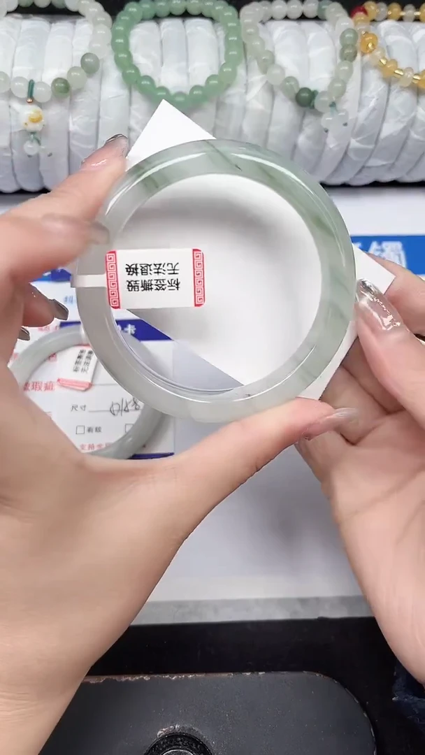 未镶嵌手镯石英质玉154-59/60