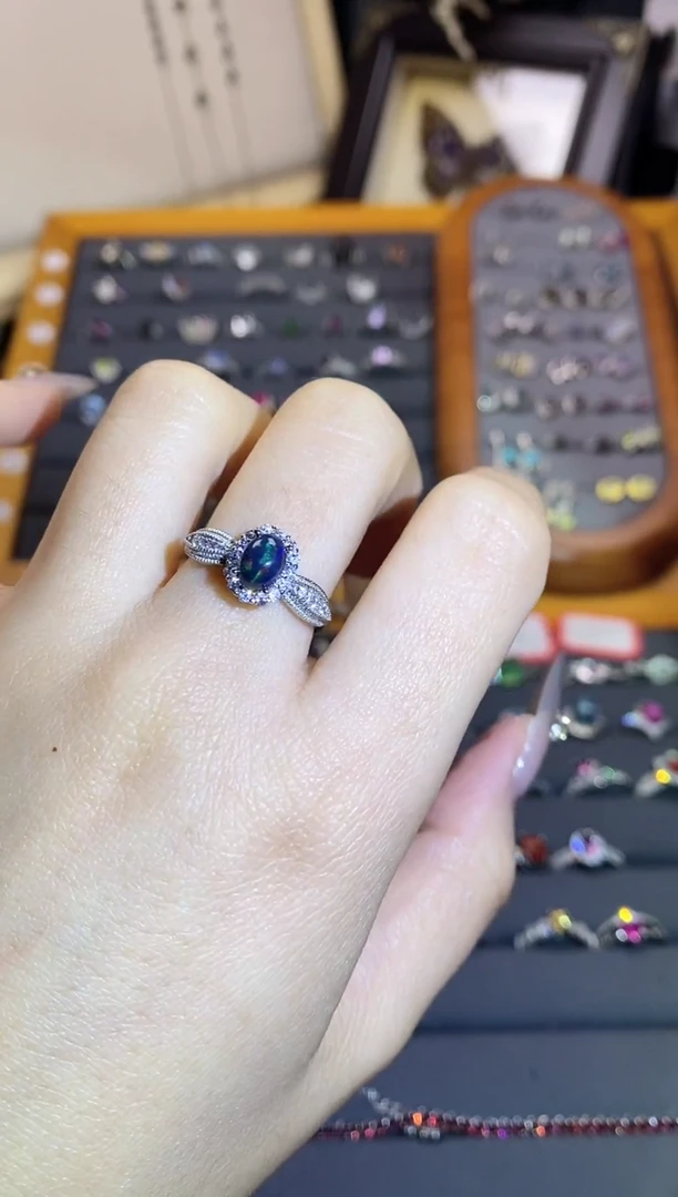 【闪购商品】水晶手链银S925镶嵌A124