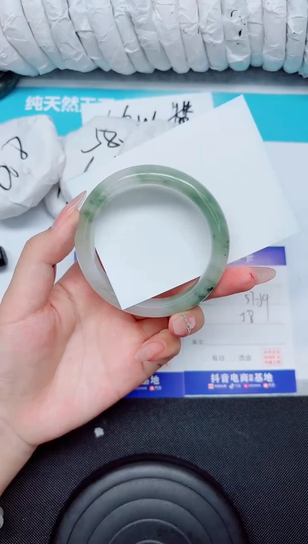 石英质玉手镯未镶嵌242-58