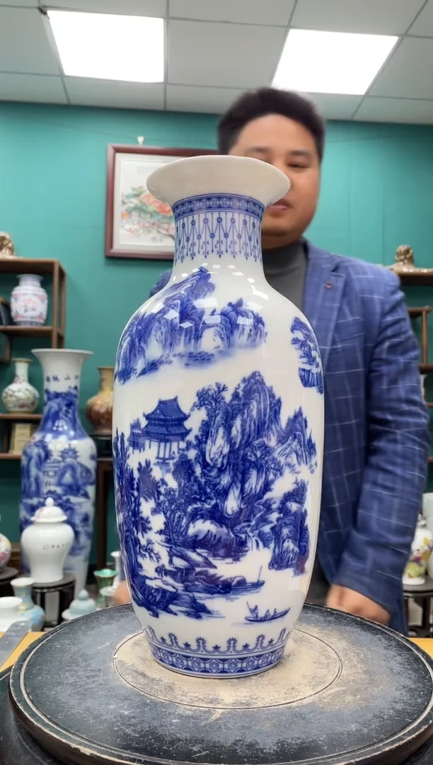 摆件青花山水冬瓜陶瓷摆件