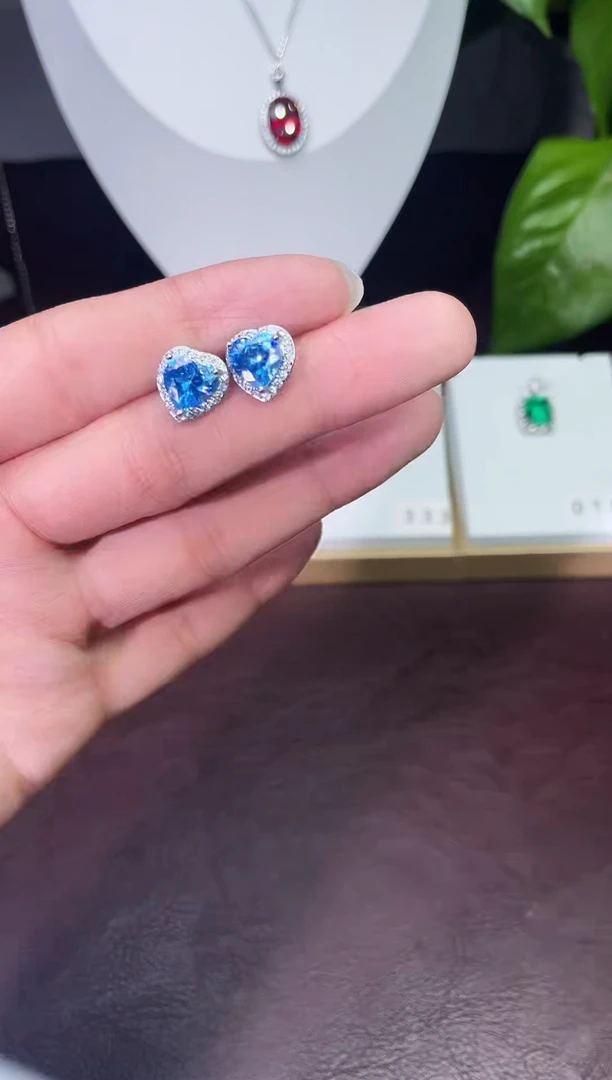 合金合成钻石耳饰海蓝耳钉