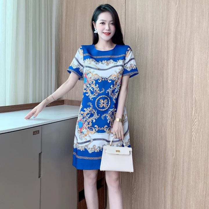 深圳南油女装连衣裙蓝色钉珠+印花