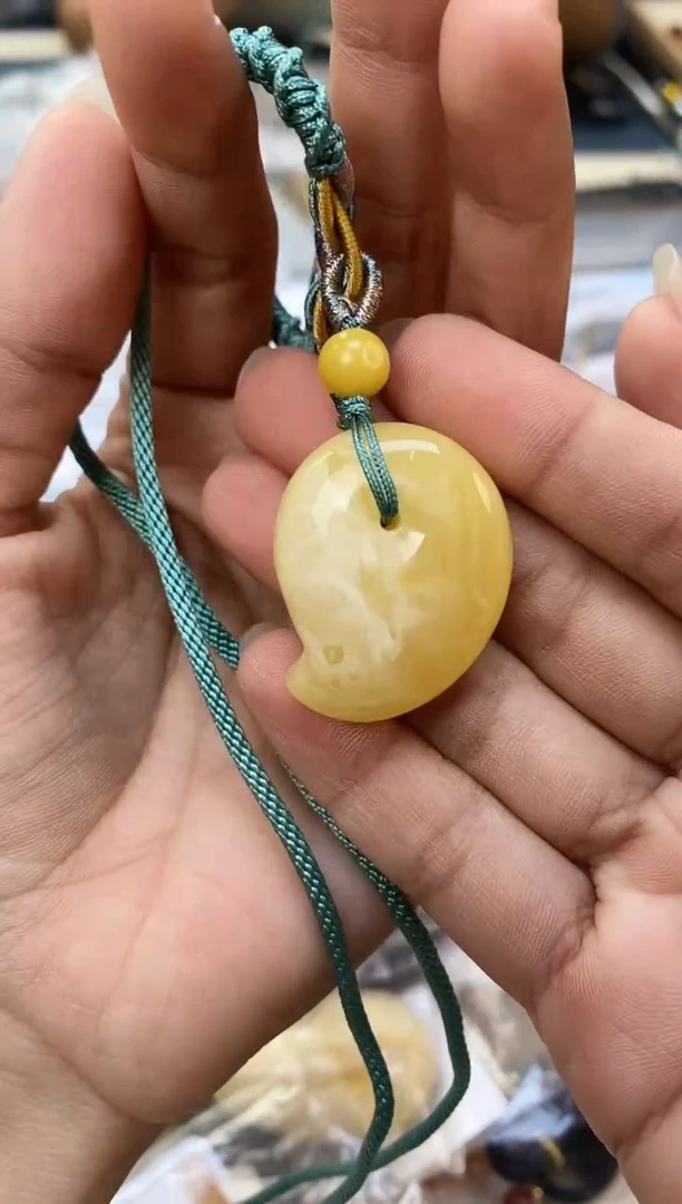 未镶嵌琥珀裸石天然琥珀蜜蜡