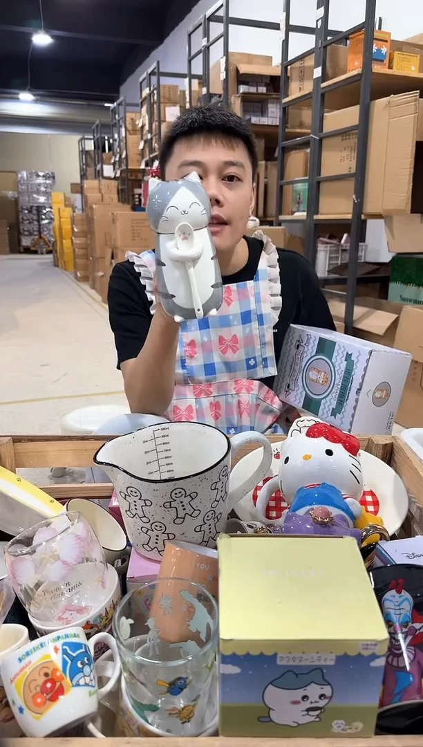 其他原盒灰色猫猫抱勺杯