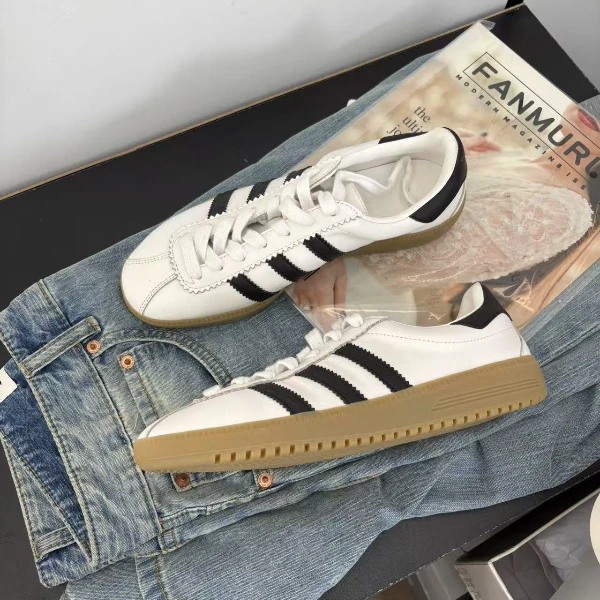 索莱诗欧货女鞋时尚百搭四季款平底德训鞋休闲板鞋