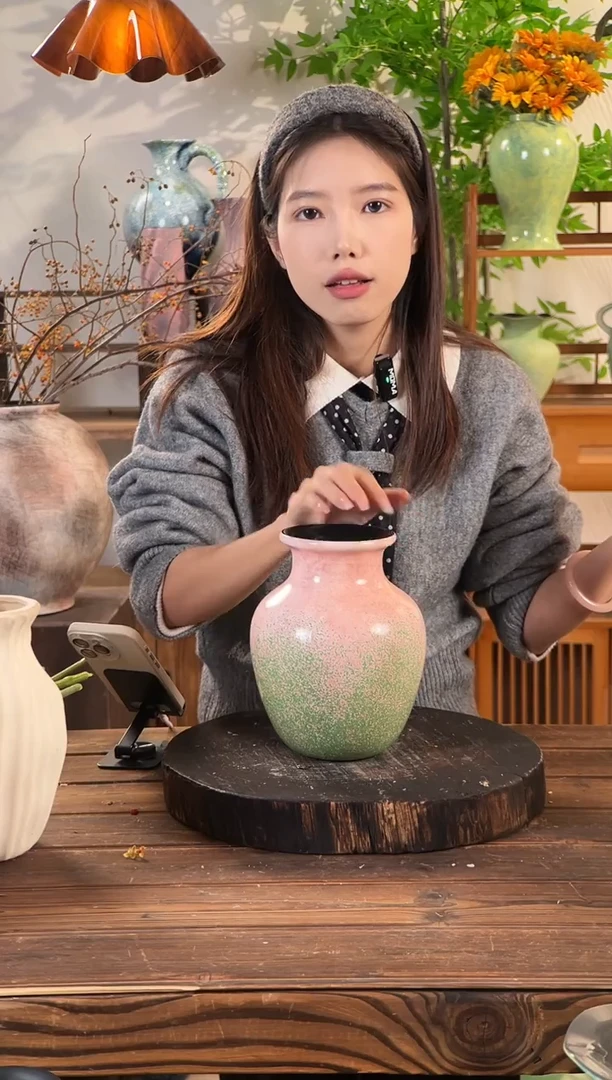 绿脂凝春-胖肚瓶中号