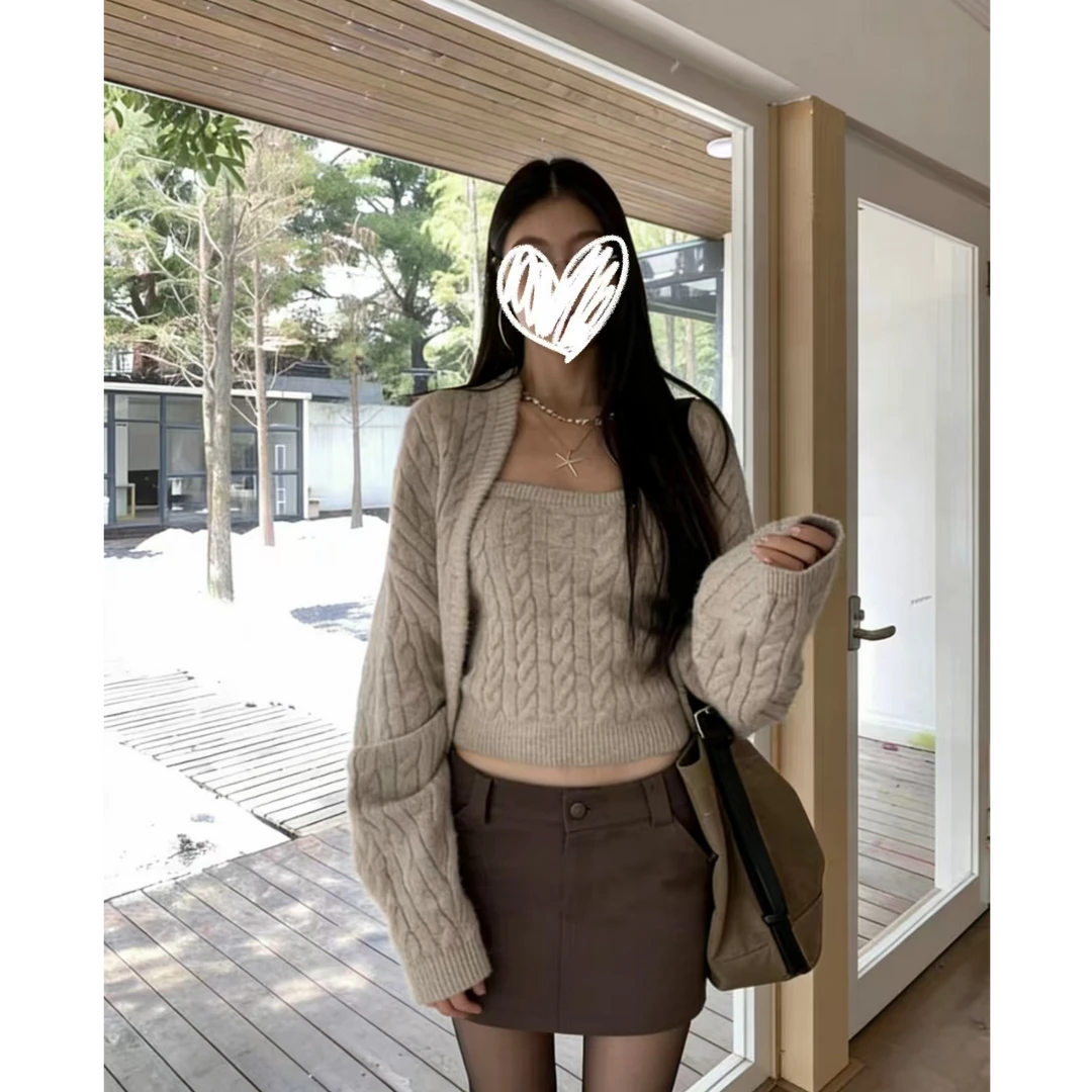 麻花针织抹胸+宽松慵懒长袖开衫毛衣套装两件套秋冬新款D1086