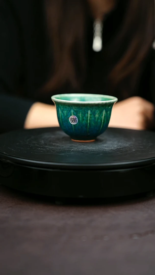 686*一级品原矿钧瓷炉钧釉连心杯