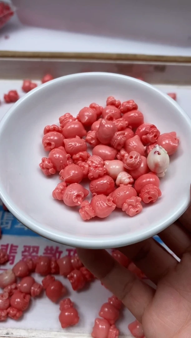 未镶嵌拼合珍珠（马贝珠）散珠C785女皇贝 KT猫3个8.8元