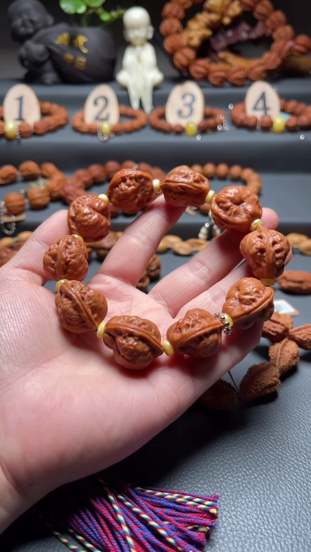 【闪购商品】文玩核桃吊坠核桃手串