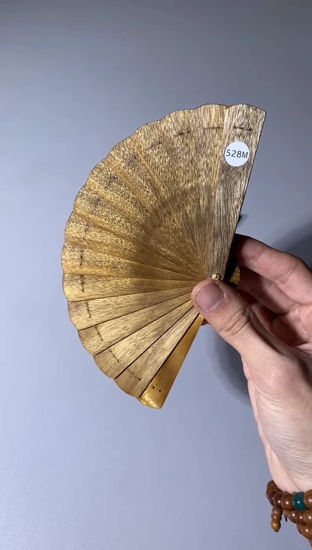 【闪购商品】金丝楠528号10cm金丝楠木小叶桢楠掌中扇