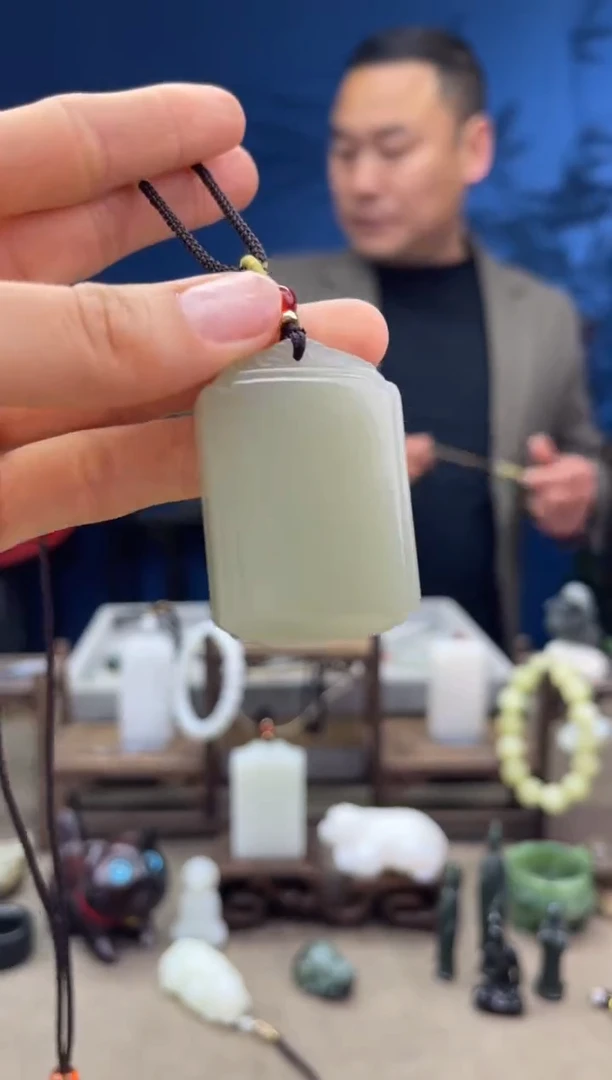 【闪购商品】和田玉颈饰未镶嵌1