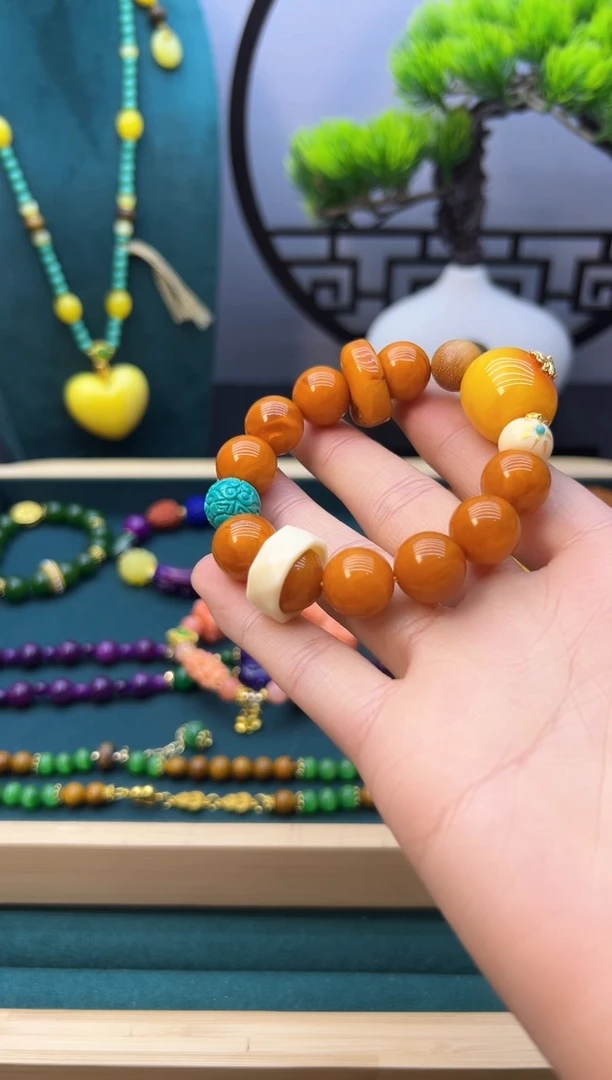 【闪购商品】蜜蜡手链14K金镶嵌S83