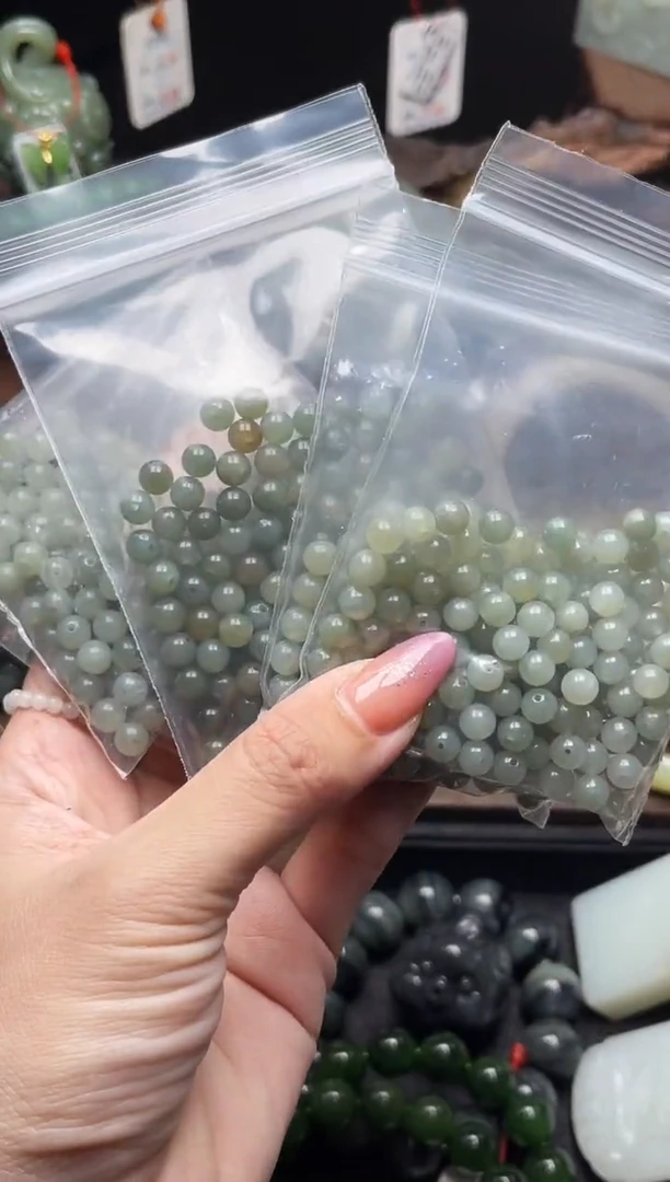 和田玉未镶嵌项链108卡6吐拉牧场 散珠有瑕疵多样性发一