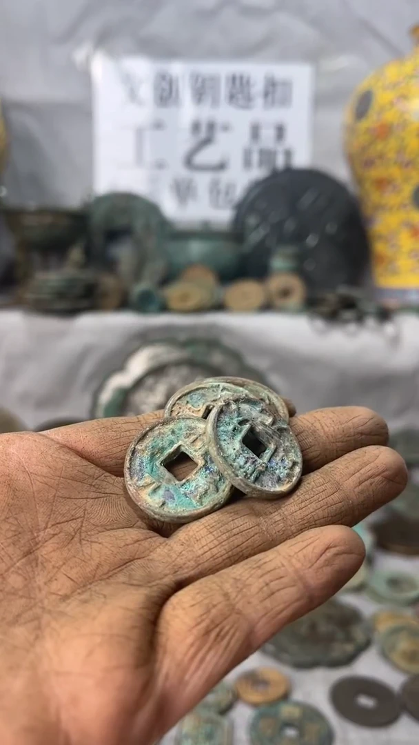 ?**?现代文创钥匙扣工艺品