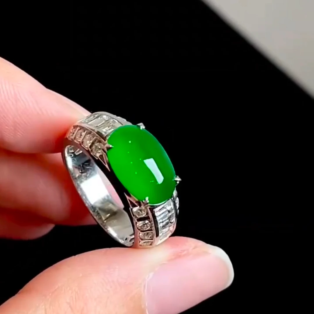 天然缅甸翡翠阳绿男士马鞍戒咨询预约定金链接