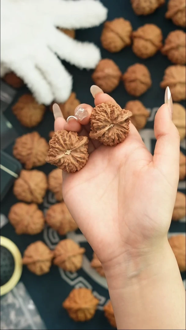 吊坠文玩核桃满天星41全