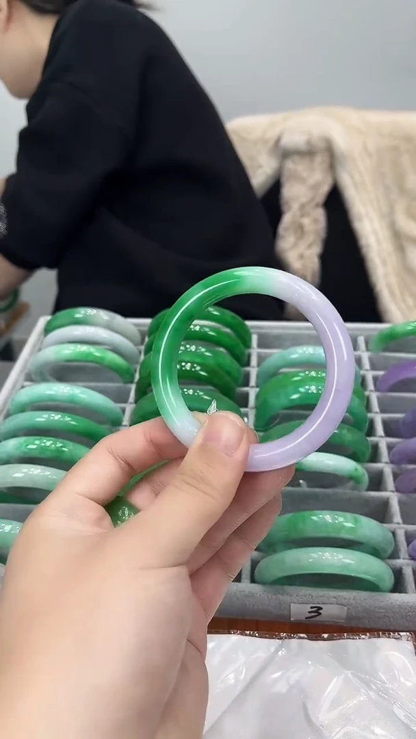 【闪购商品】砖雕s72 春带彩圆条手镯  圈口56.8