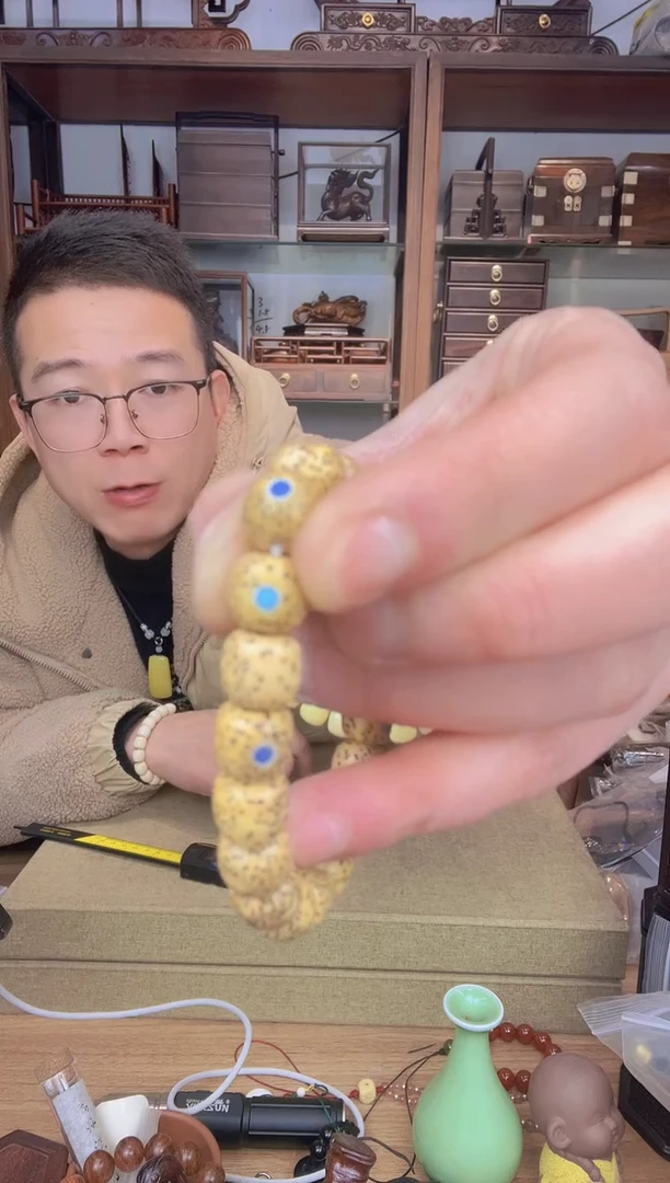 【闪购商品】乌木类书架920星月镶嵌9*10单圈手串