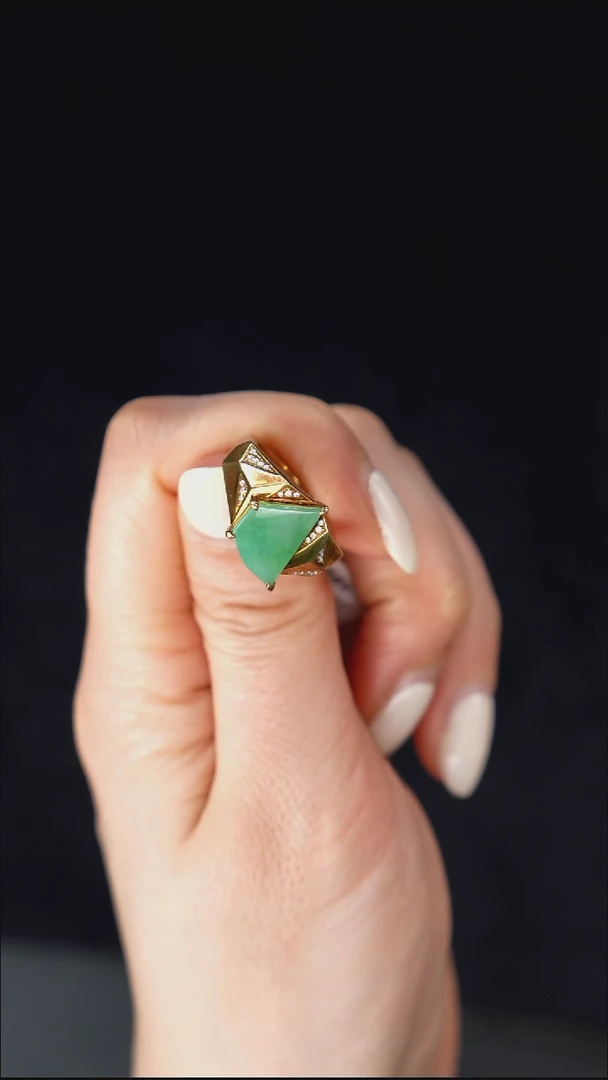 颈饰未镶嵌翡翠戒指15