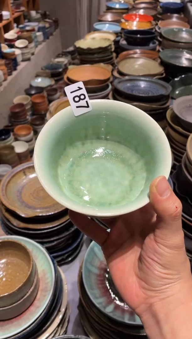 瓷片玄*187绿色万福碗1个