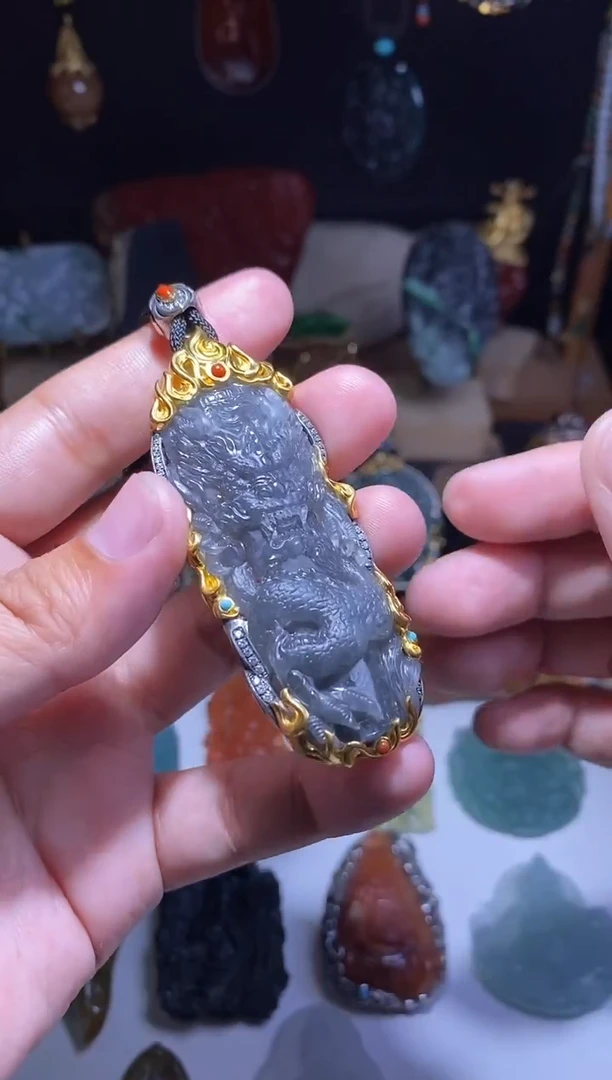 颈饰银S925镶嵌翡翠野*谷翡翠