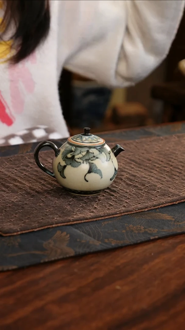 【闪购商品】杯子茗片集银杏球球壶