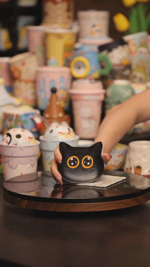 景德镇釉下彩绘设计师款式陶瓷