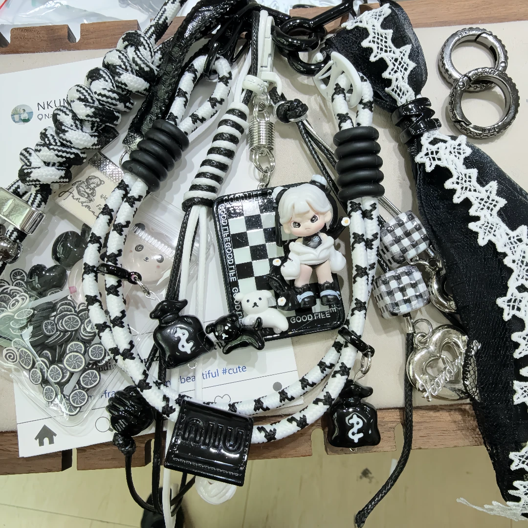 【Z101-200】过款 手机链钥匙扣miu系挂件包挂高级感手机挂饰配件