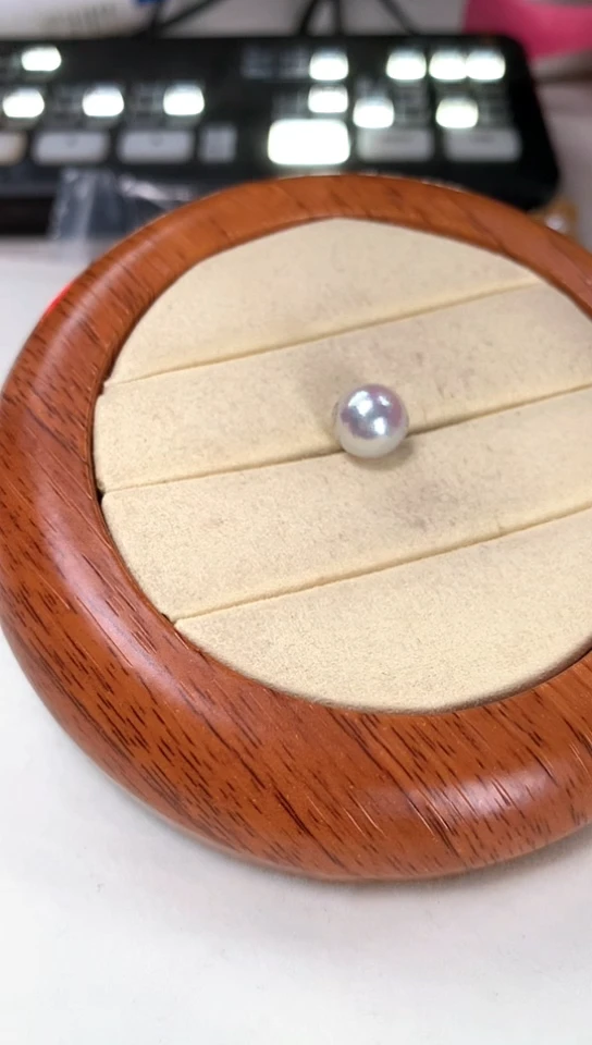 【闪购商品】海水珍珠吊坠(不含链)18K金镶嵌9-10真多麻