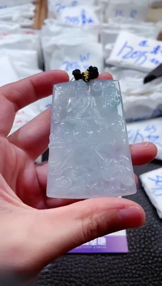 翡翠未镶嵌颈饰00001000阿咪