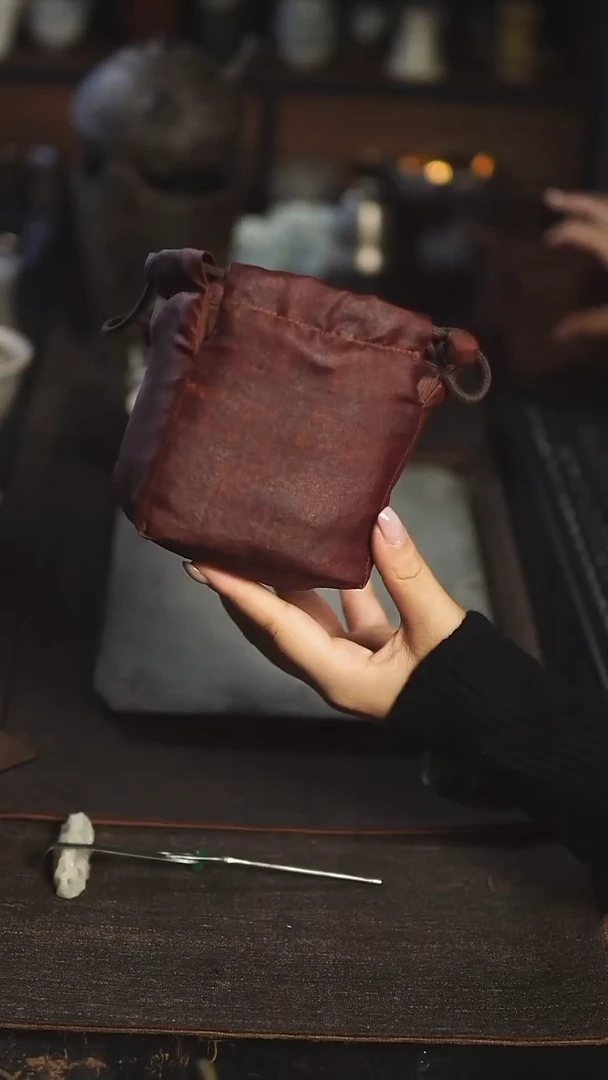 几席之上 红云纱杯袋