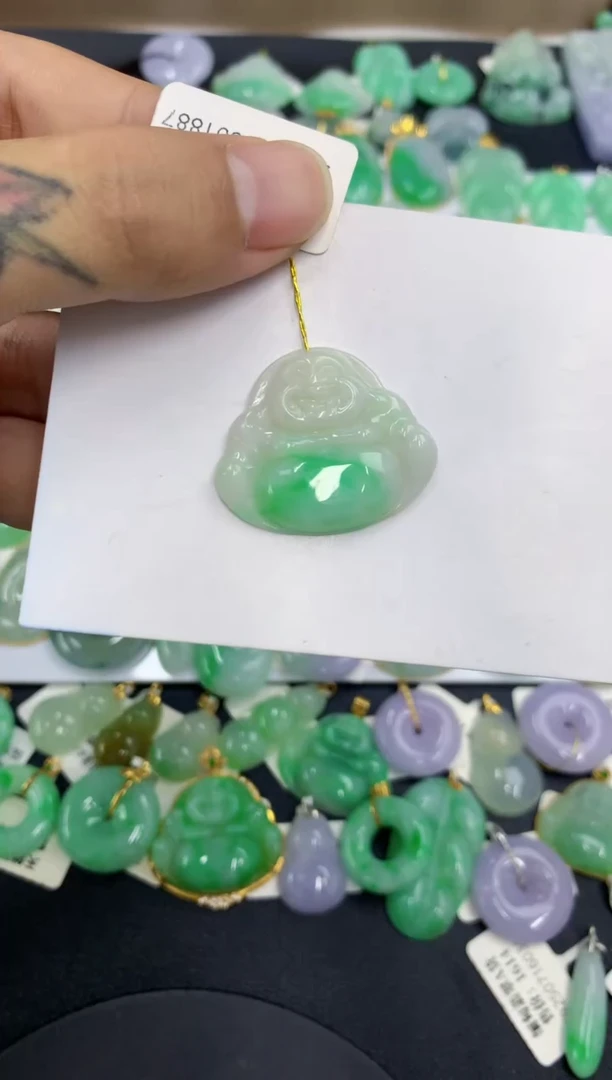翡翠未镶嵌颈饰缅甸翡翠a货