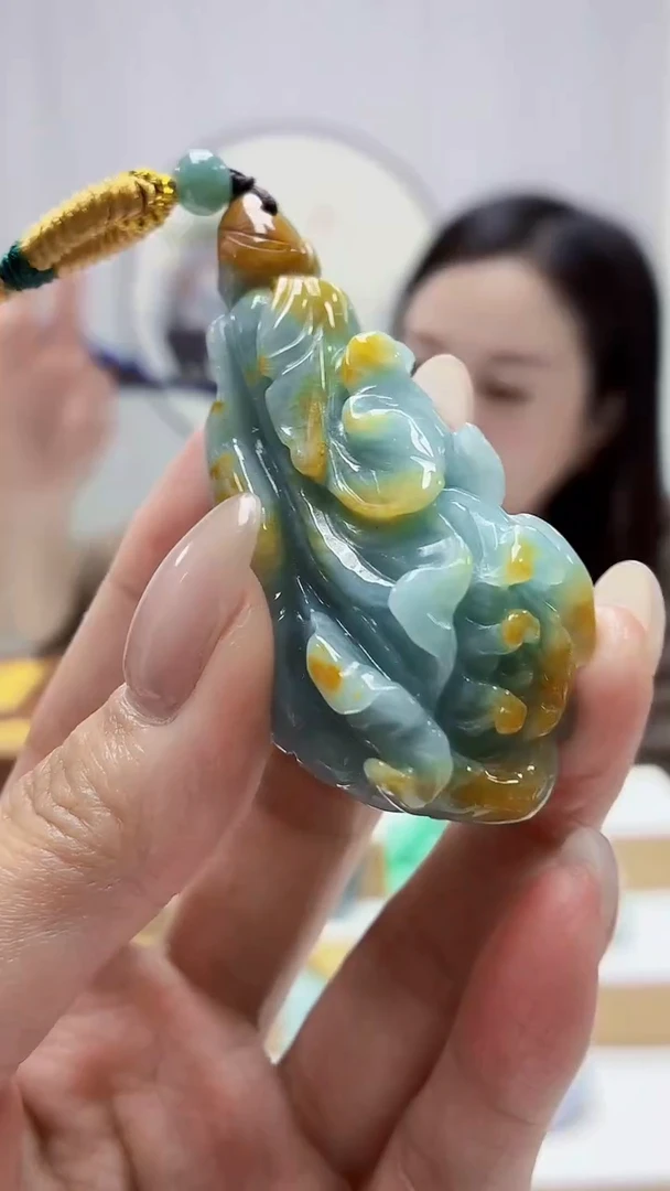 未镶嵌定制翡翠4852MM-毛货挂件28