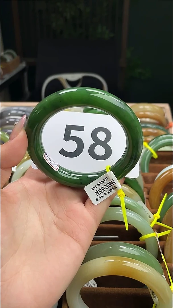 定制和田玉和田玉手镯