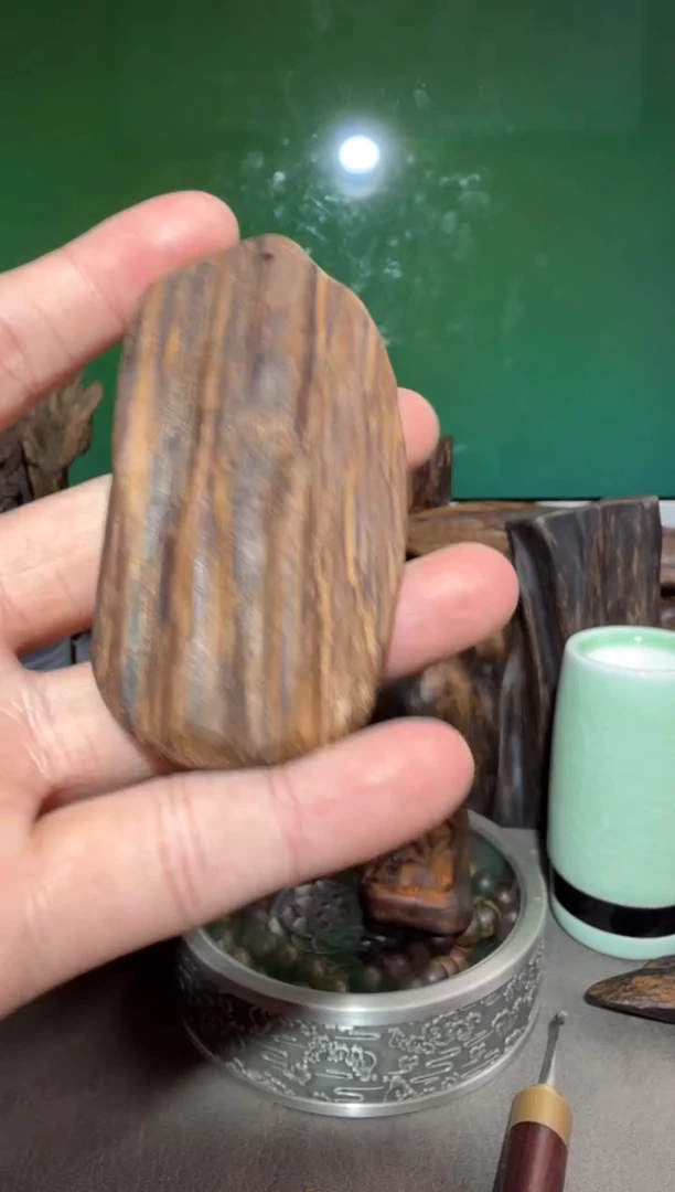 沉香手把件顺化多样性发一