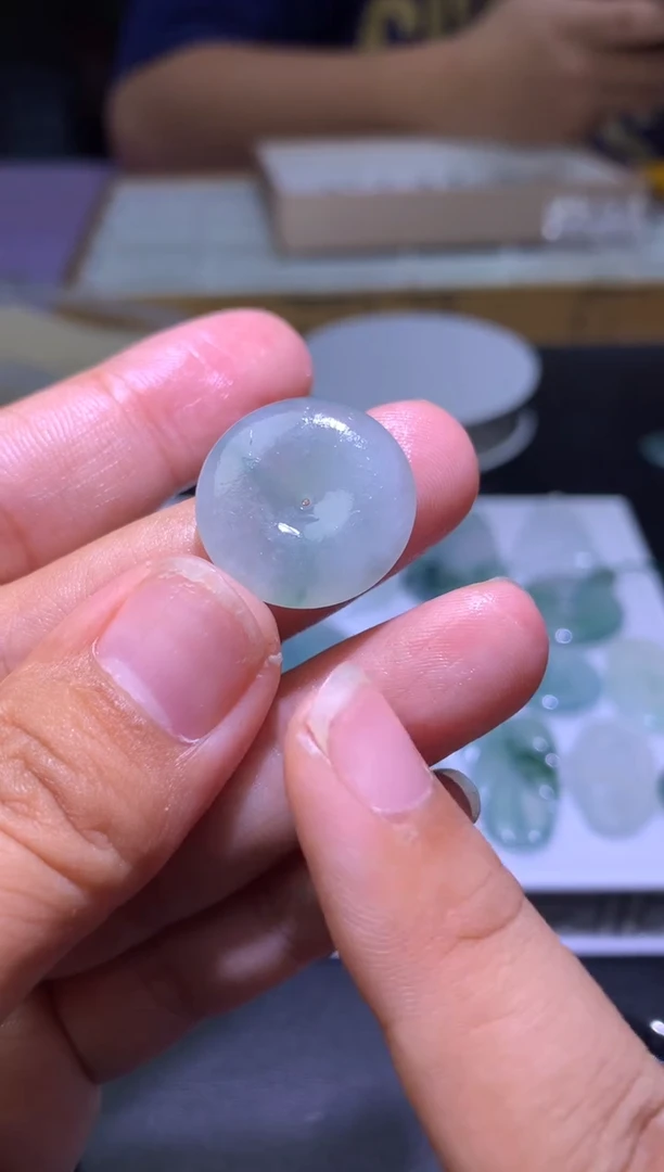 定制翡翠未镶嵌毛货