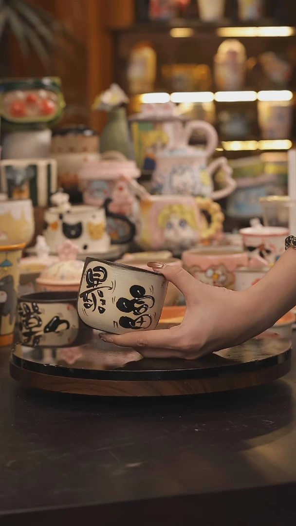 景德镇釉下彩绘设计师款式陶瓷