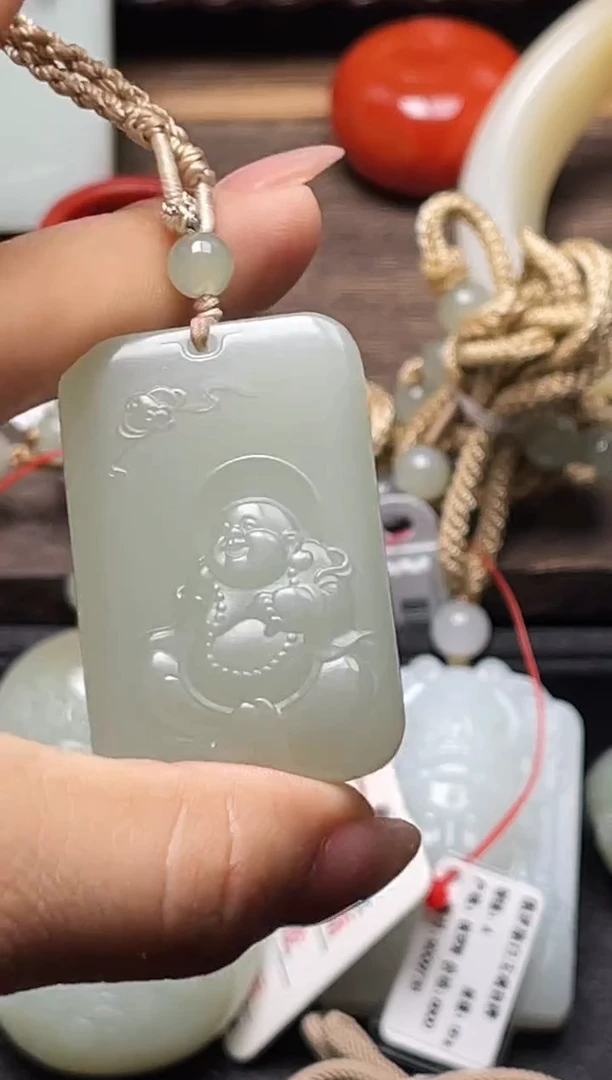 和田玉未镶嵌吊坠(不含链)且末青白逍遥佛牌80884