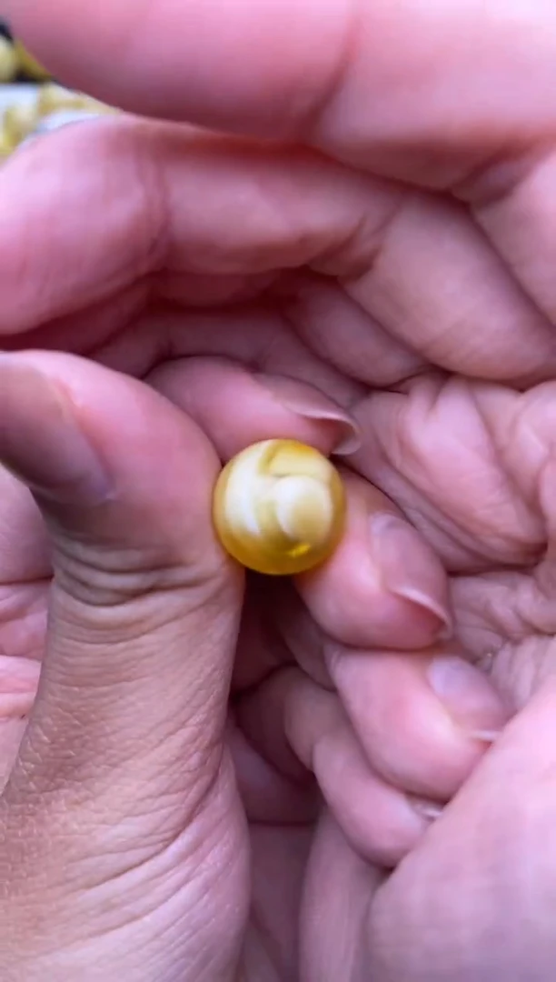 裸石琥珀未镶嵌大小姐珠宝72