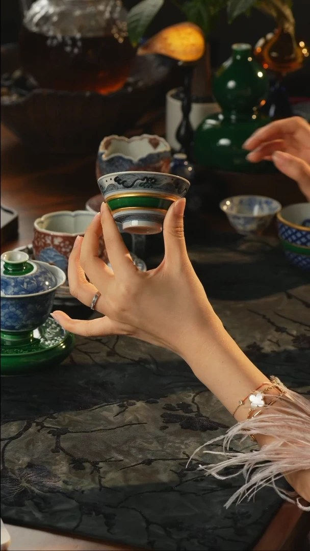 瓷片瓷唐里