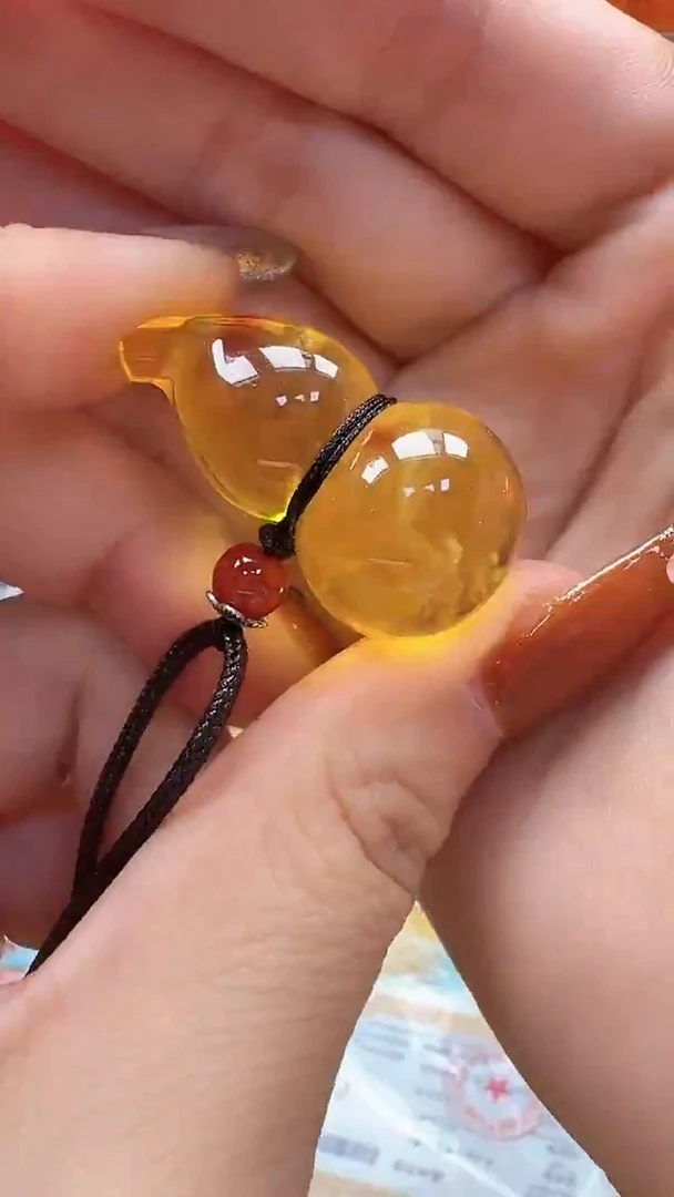 裸石琥珀未镶嵌如图