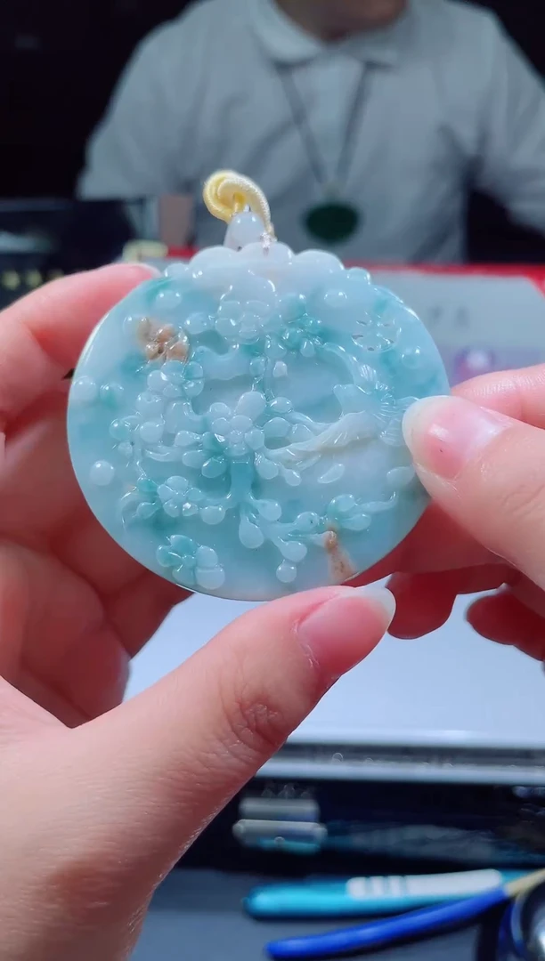 颈饰未镶嵌翡翠翡翠多样性发其一