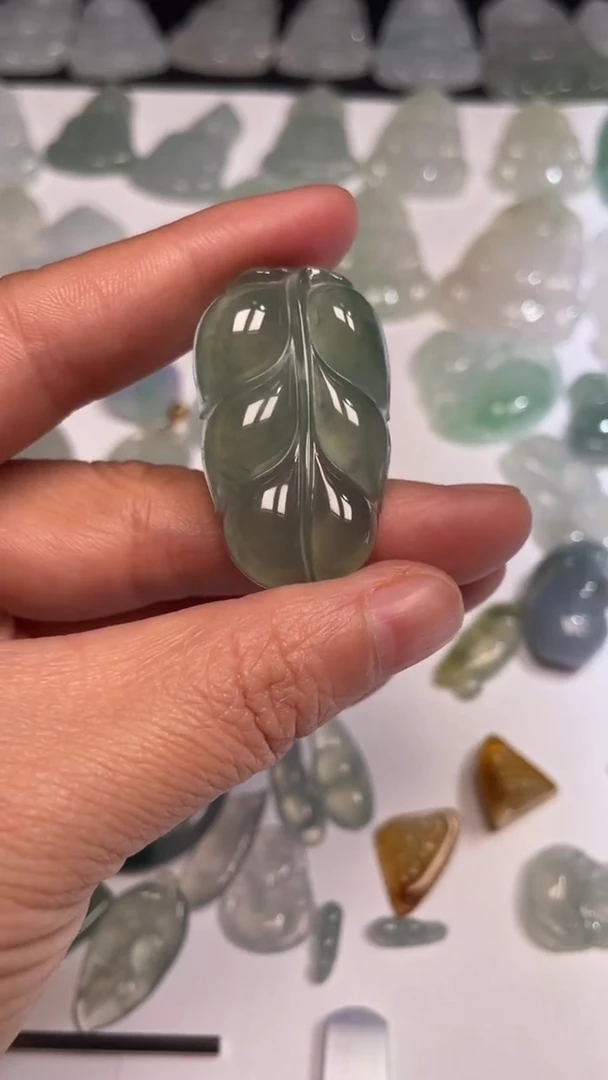 颈饰未镶嵌翡翠天然緬甸翡翠A貨