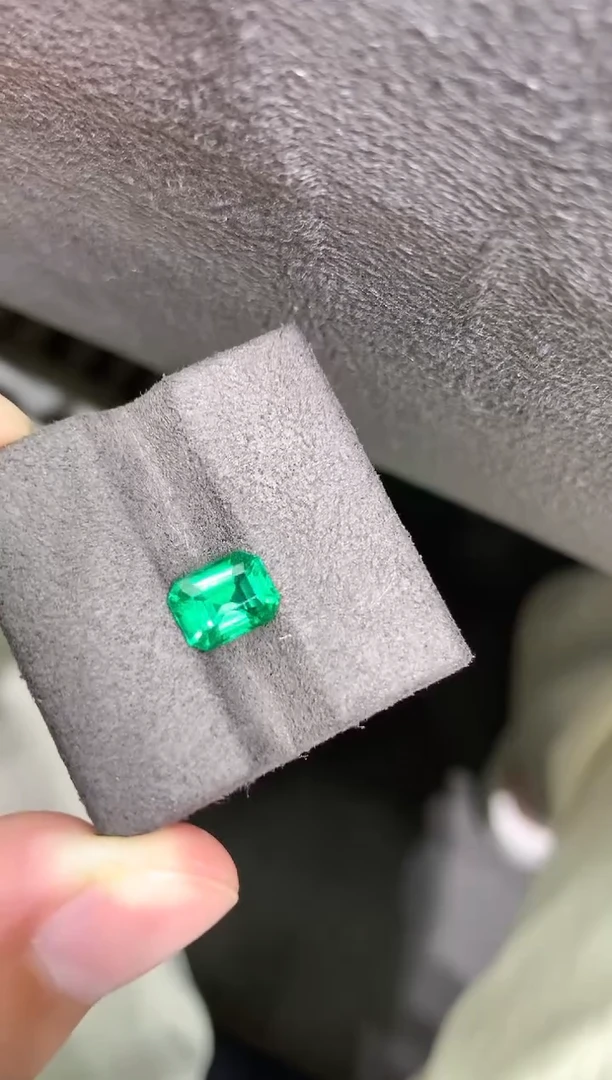 裸石未镶嵌祖母绿d-3 1.33ct