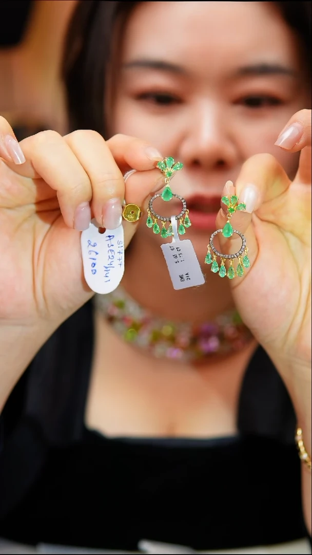 银S925镶嵌耳坠定制祖母绿祖母绿耳坠