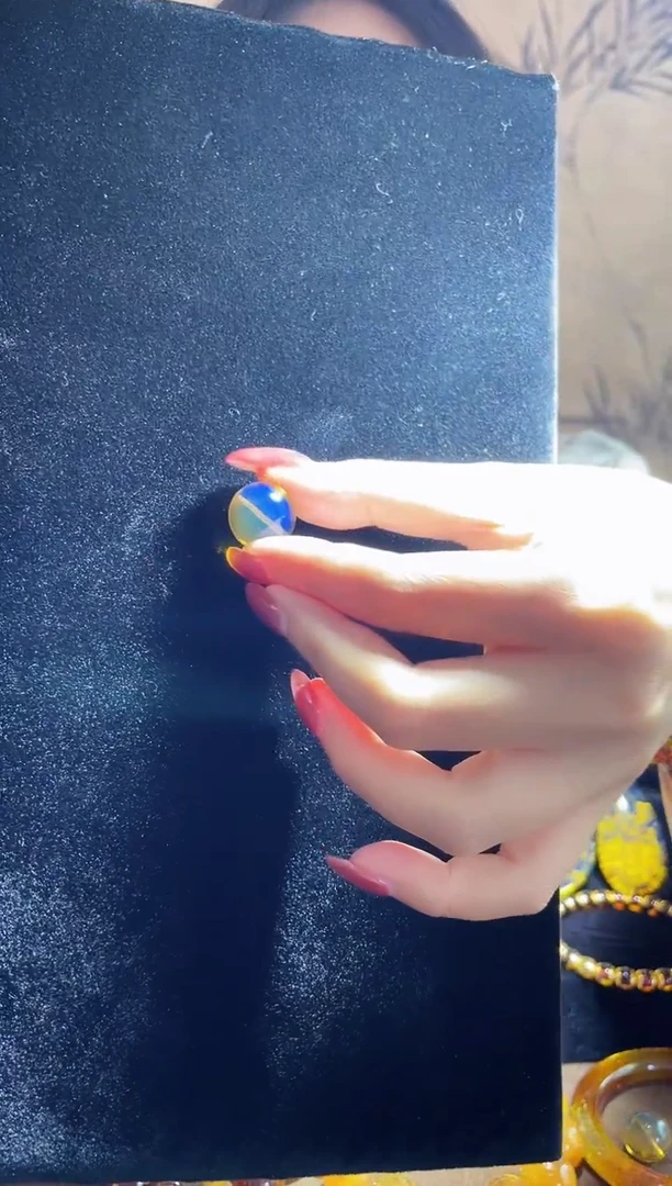 未镶嵌蓝珀珠宝奇石赛多米16单株