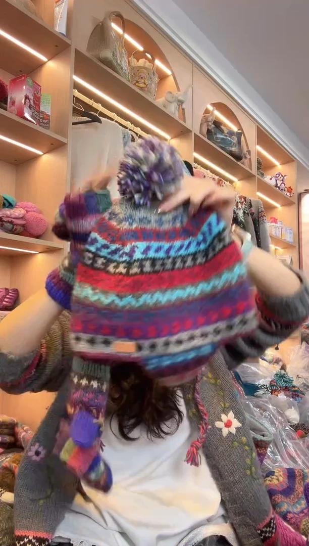 羊毛小**头百羊毛护耳帽B695