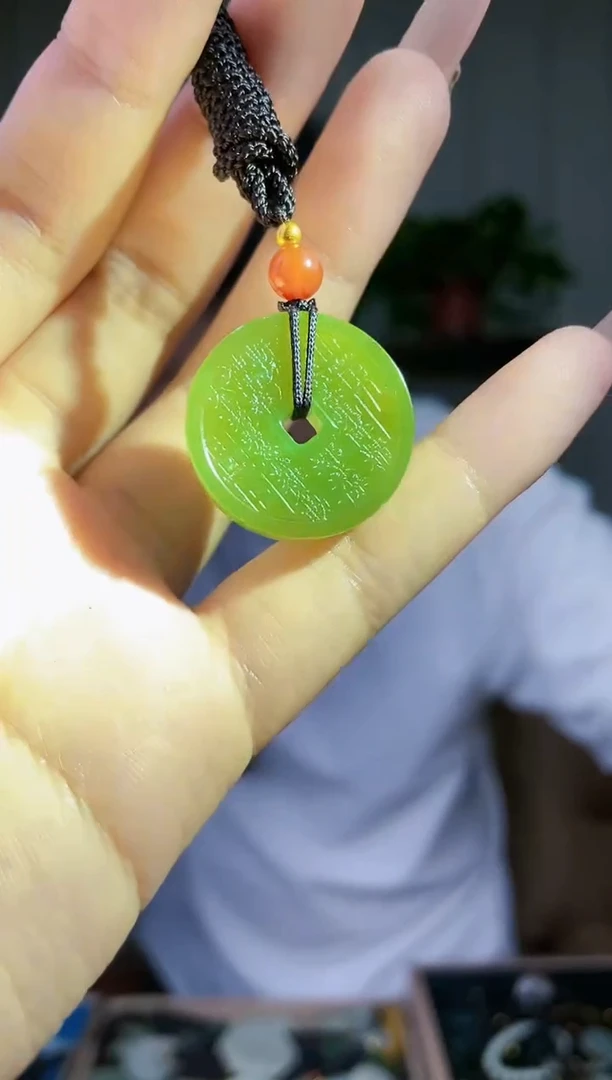 和田玉未镶嵌挂件拍一发一，多样性发货！