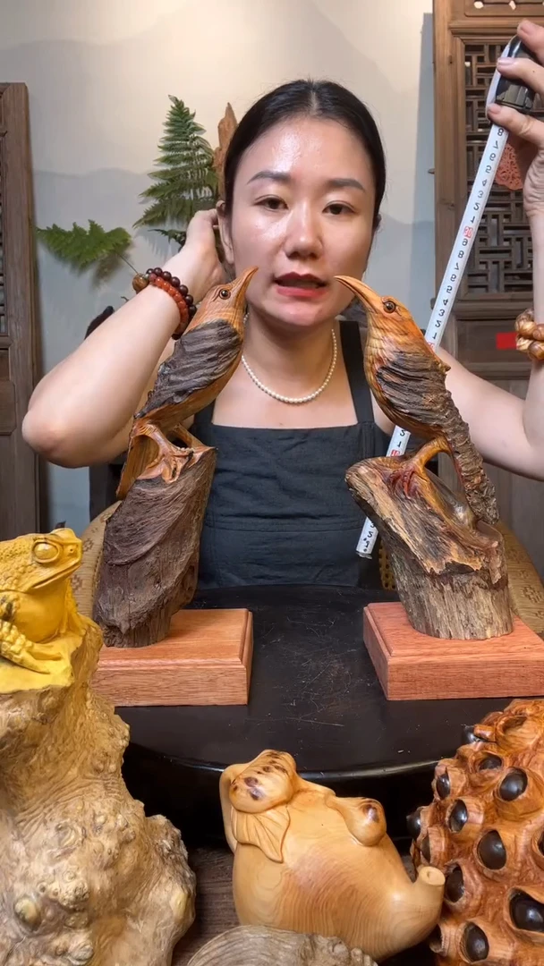 摆件1**9789789789